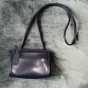 Vintage Coach Swinger Purse